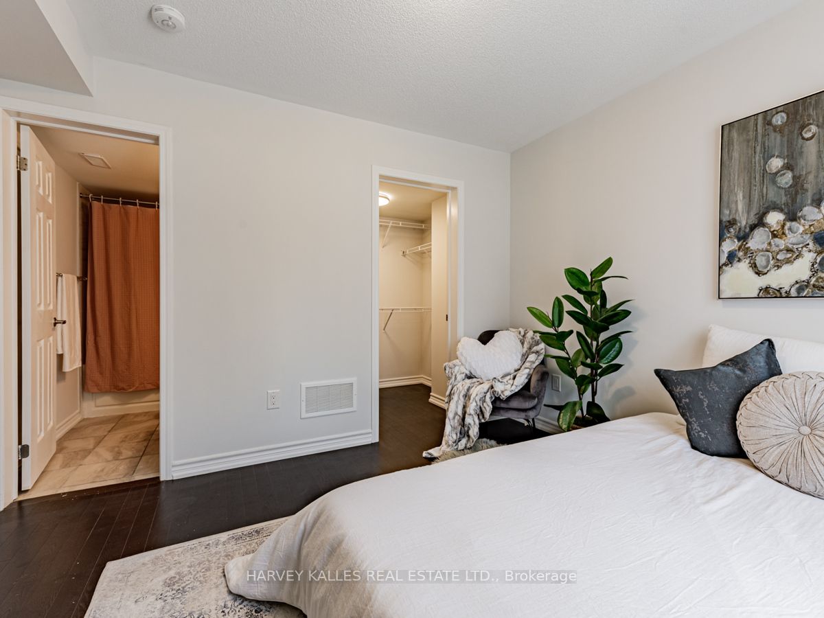26 Bluegill Cres