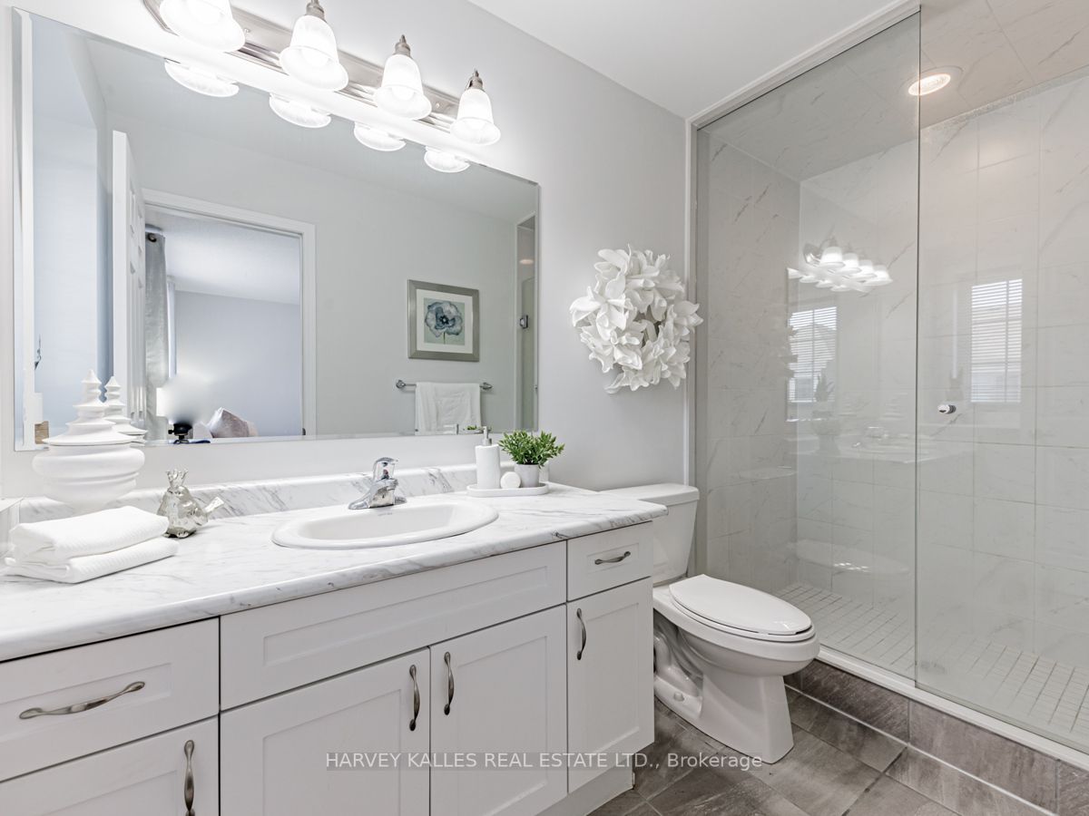 26 Bluegill Cres