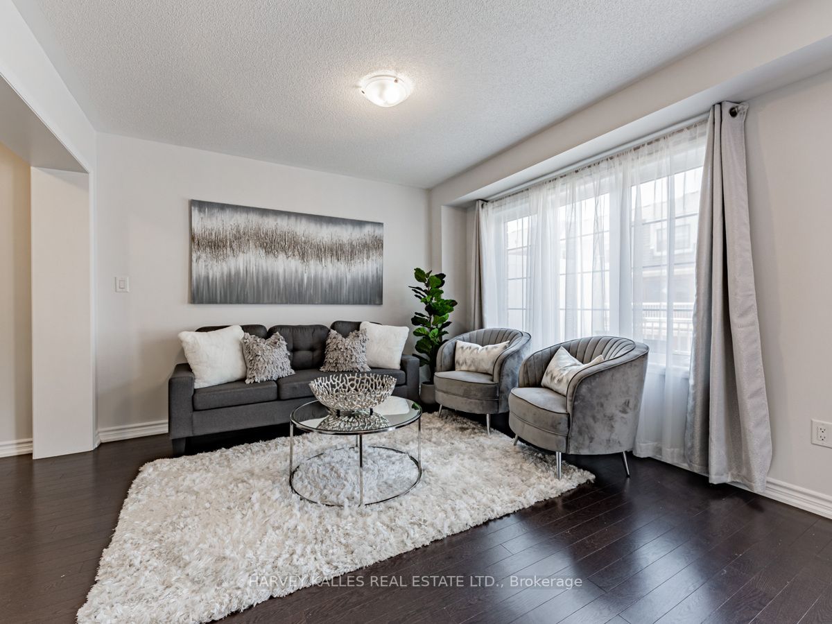 26 Bluegill Cres