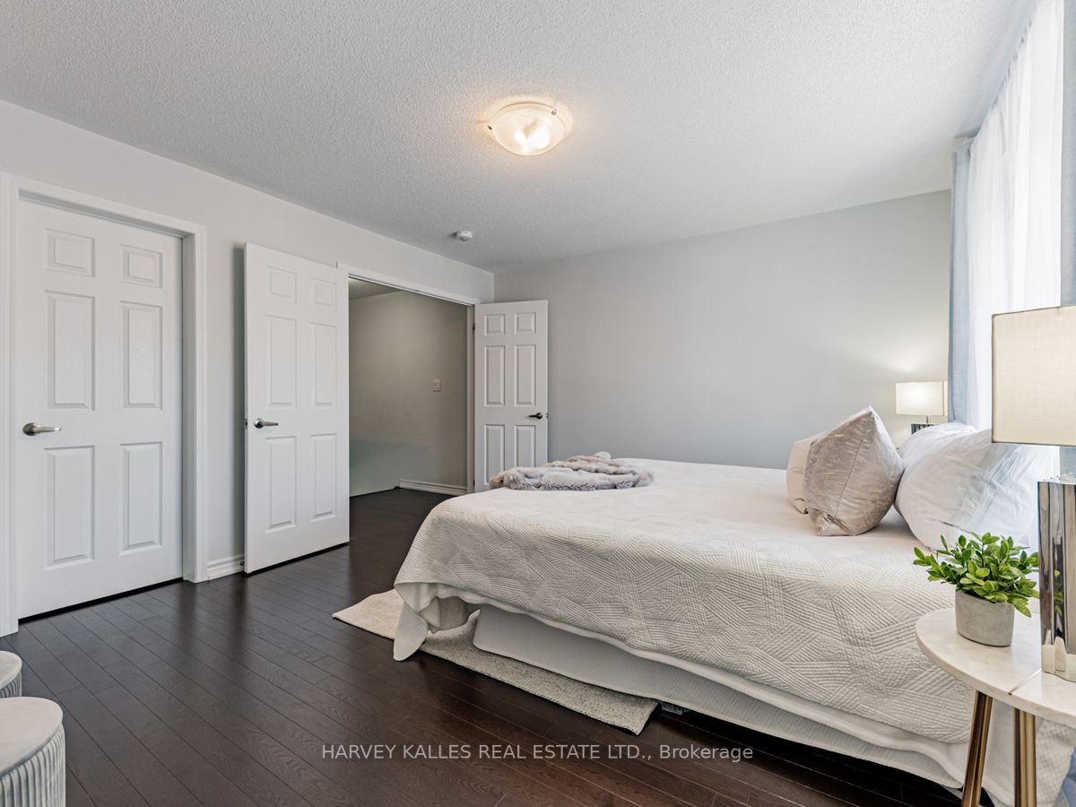 26 Bluegill Cres