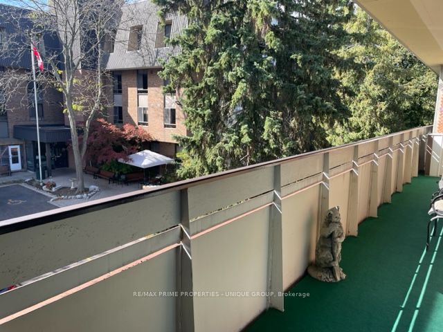 50 Old Kingston Rd, #1-301