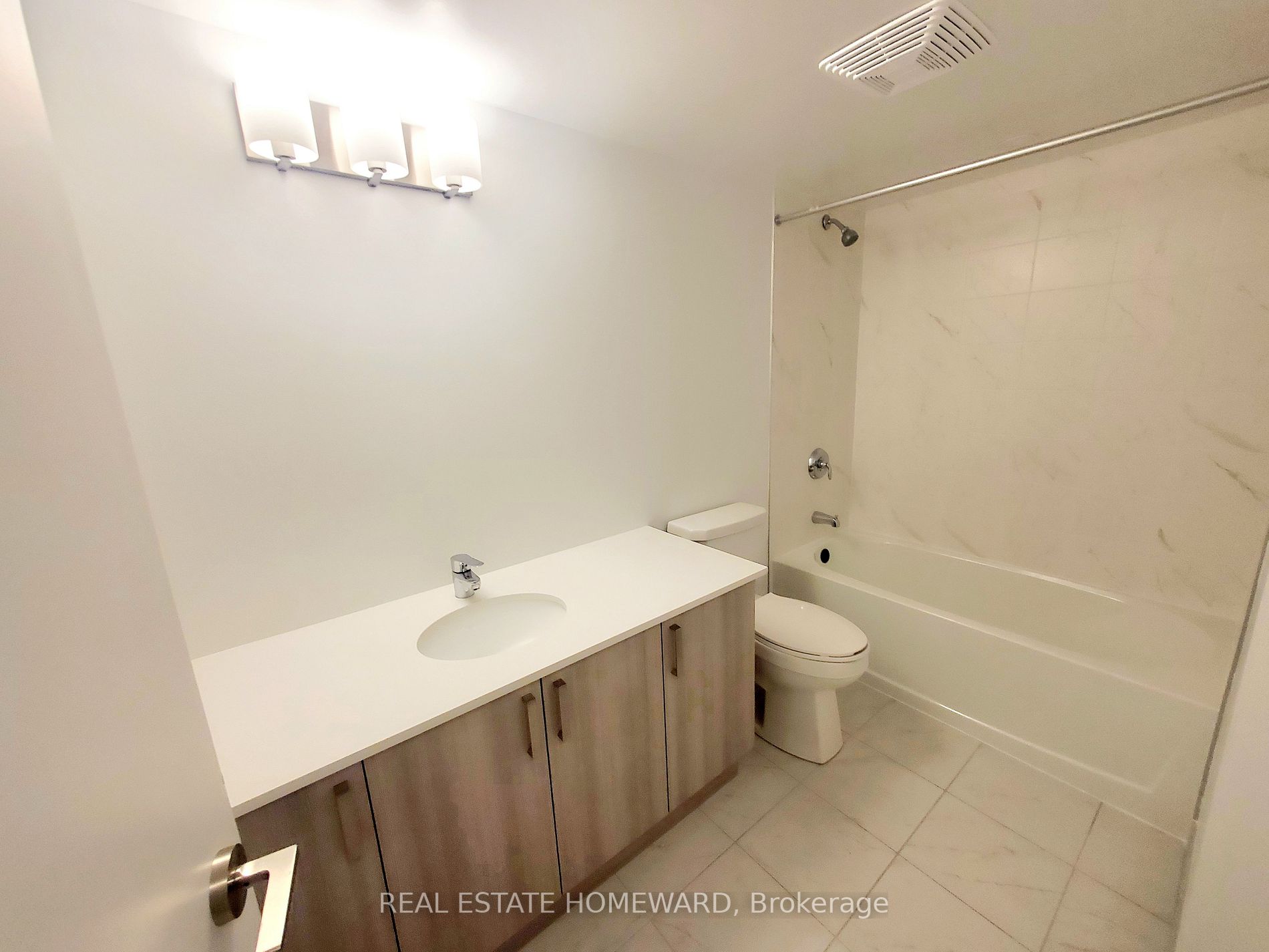 1480 Bayly St, #1101