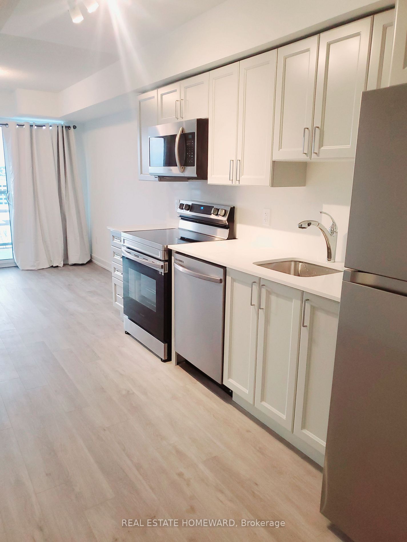 1480 Bayly St, #1101