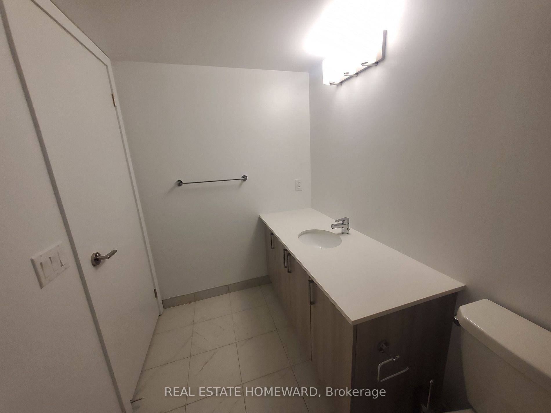 1480 Bayly St, #1101