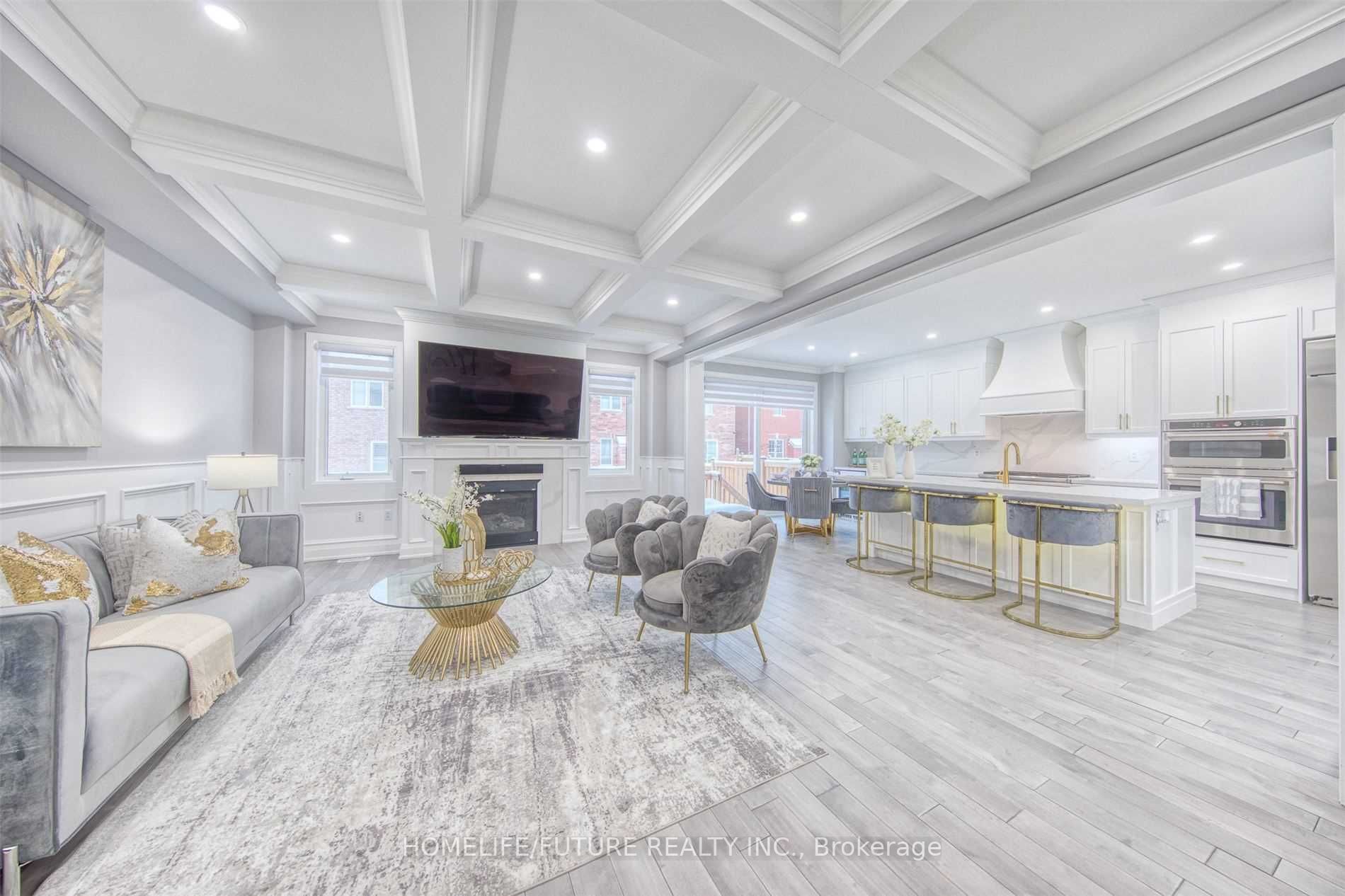 1041 Belcourt Street