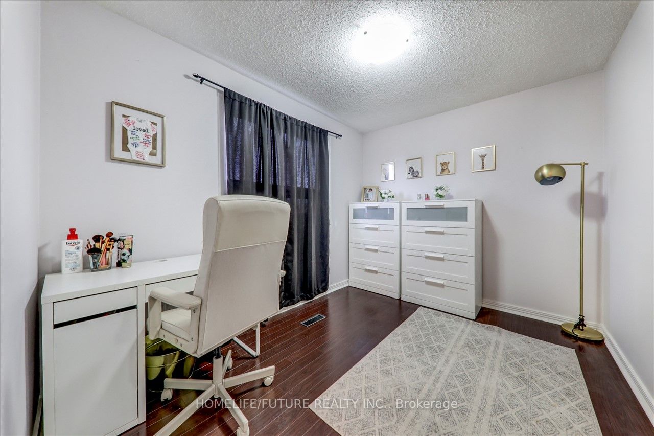 683 Beckworth Sq