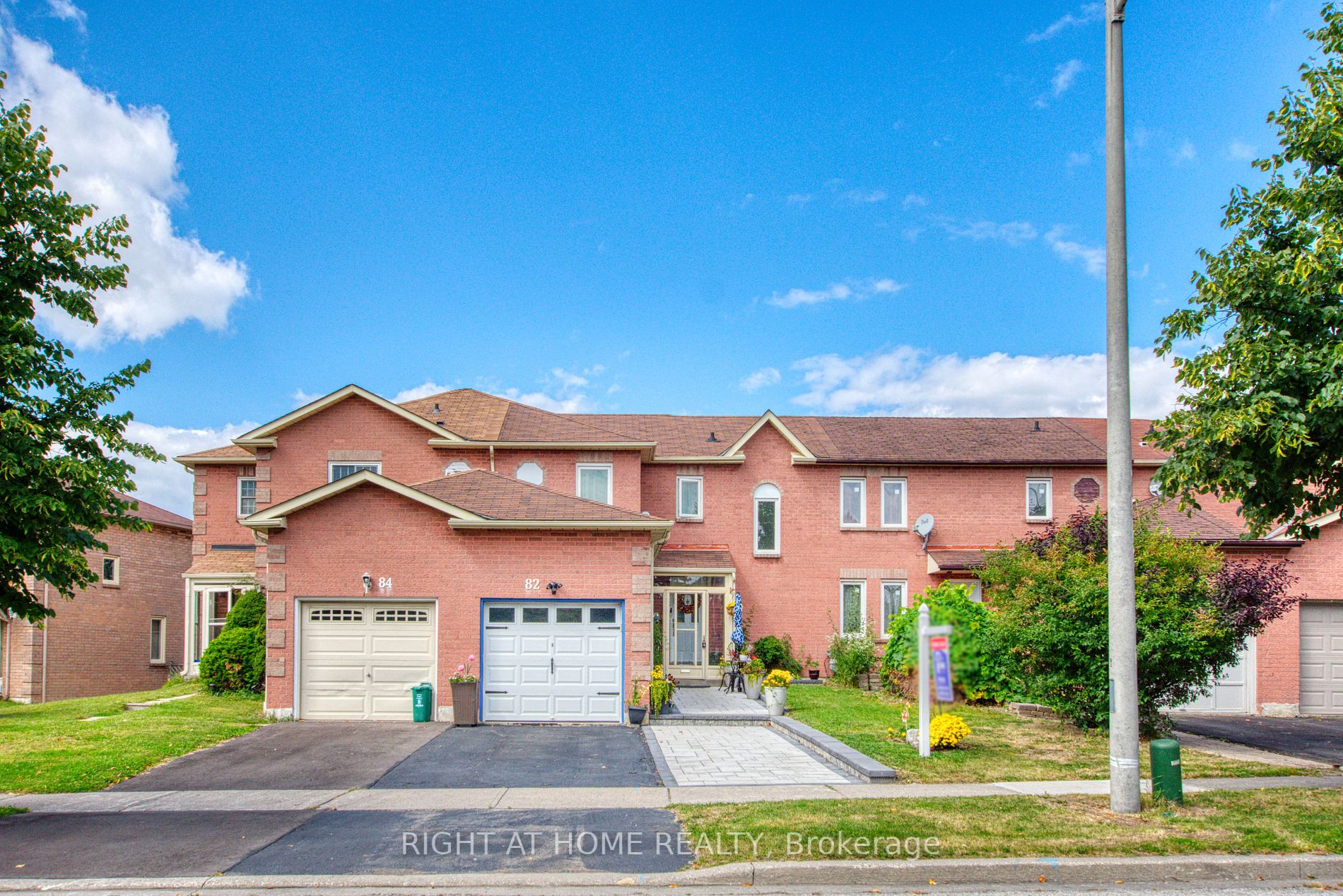 82 Wright Cres