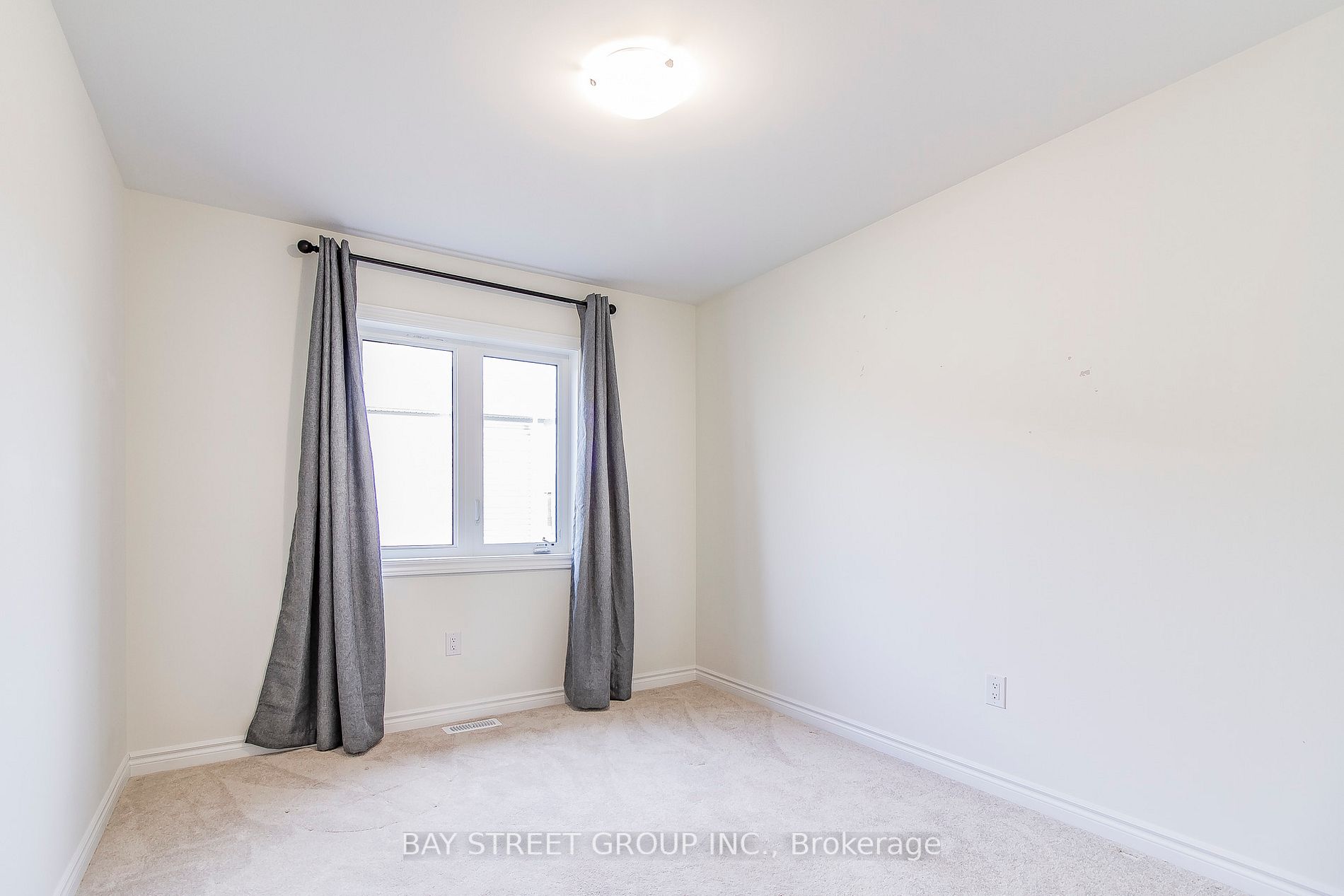 62 Lockyer Drive