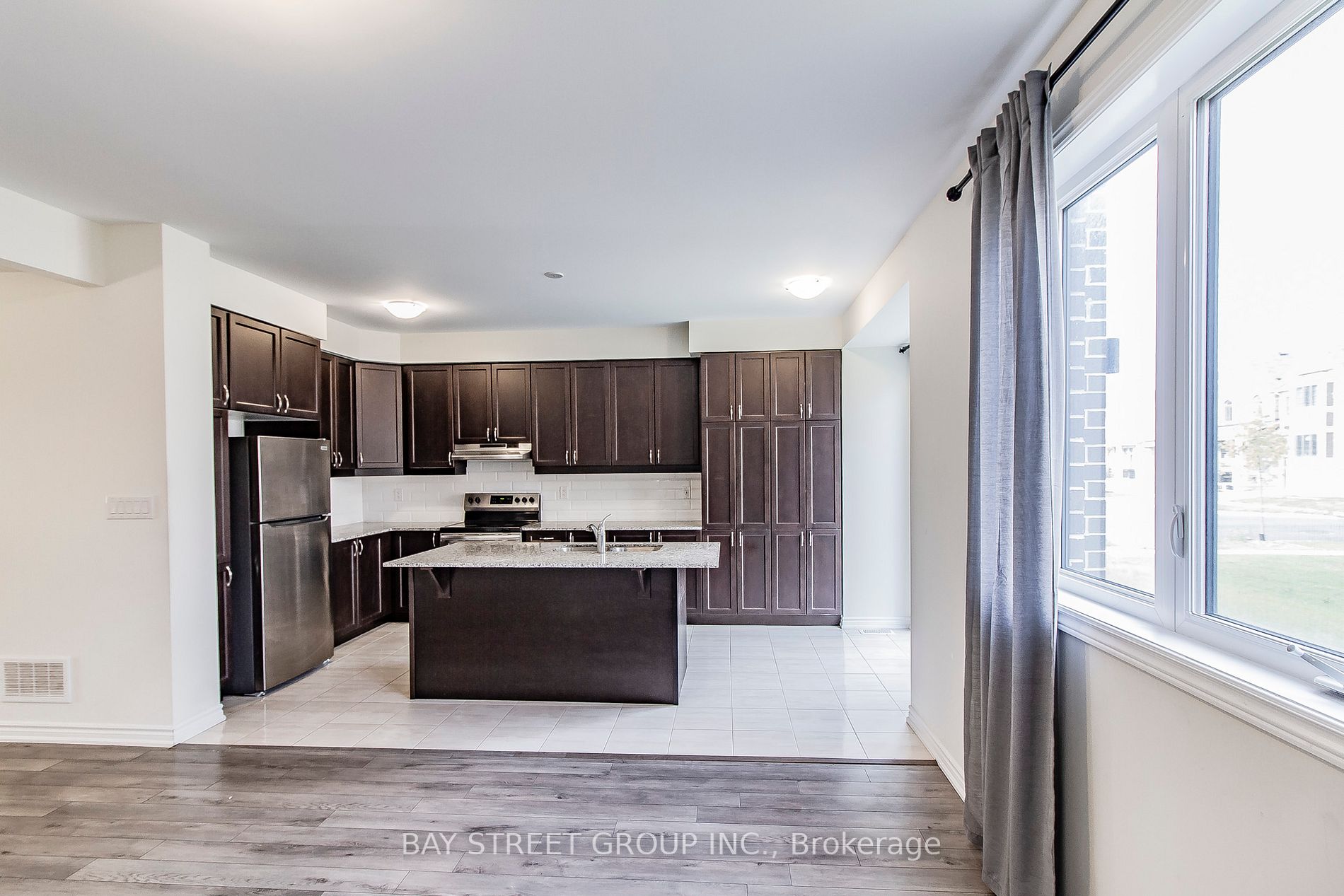 62 Lockyer Drive