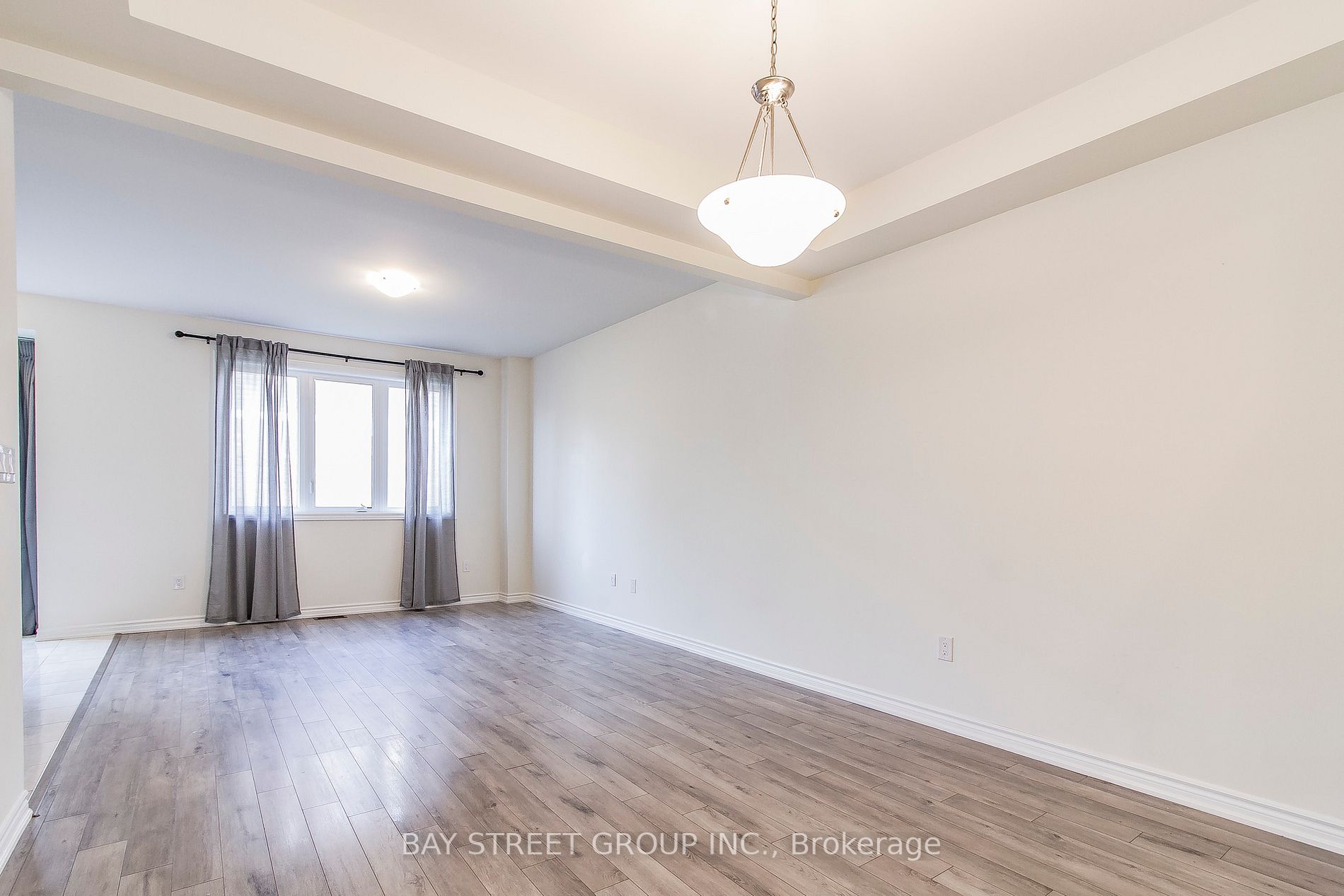 62 Lockyer Drive