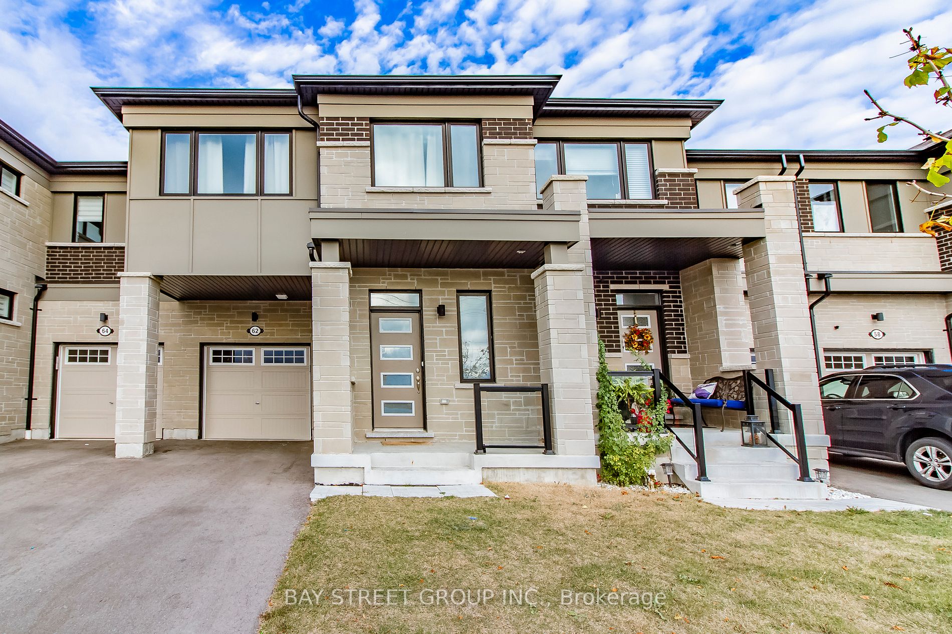 62 Lockyer Drive
