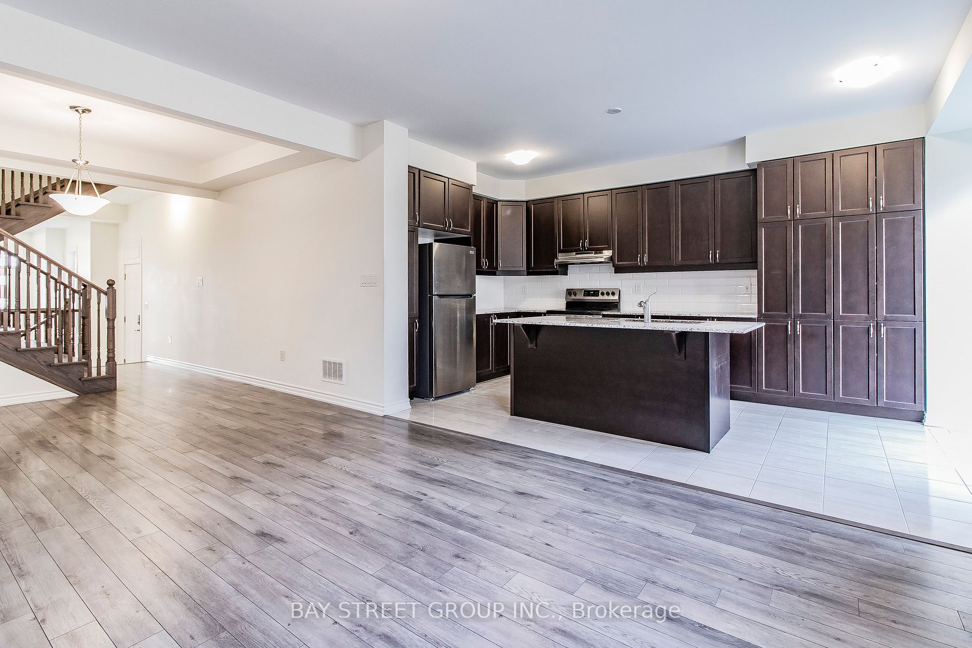 62 Lockyer Drive