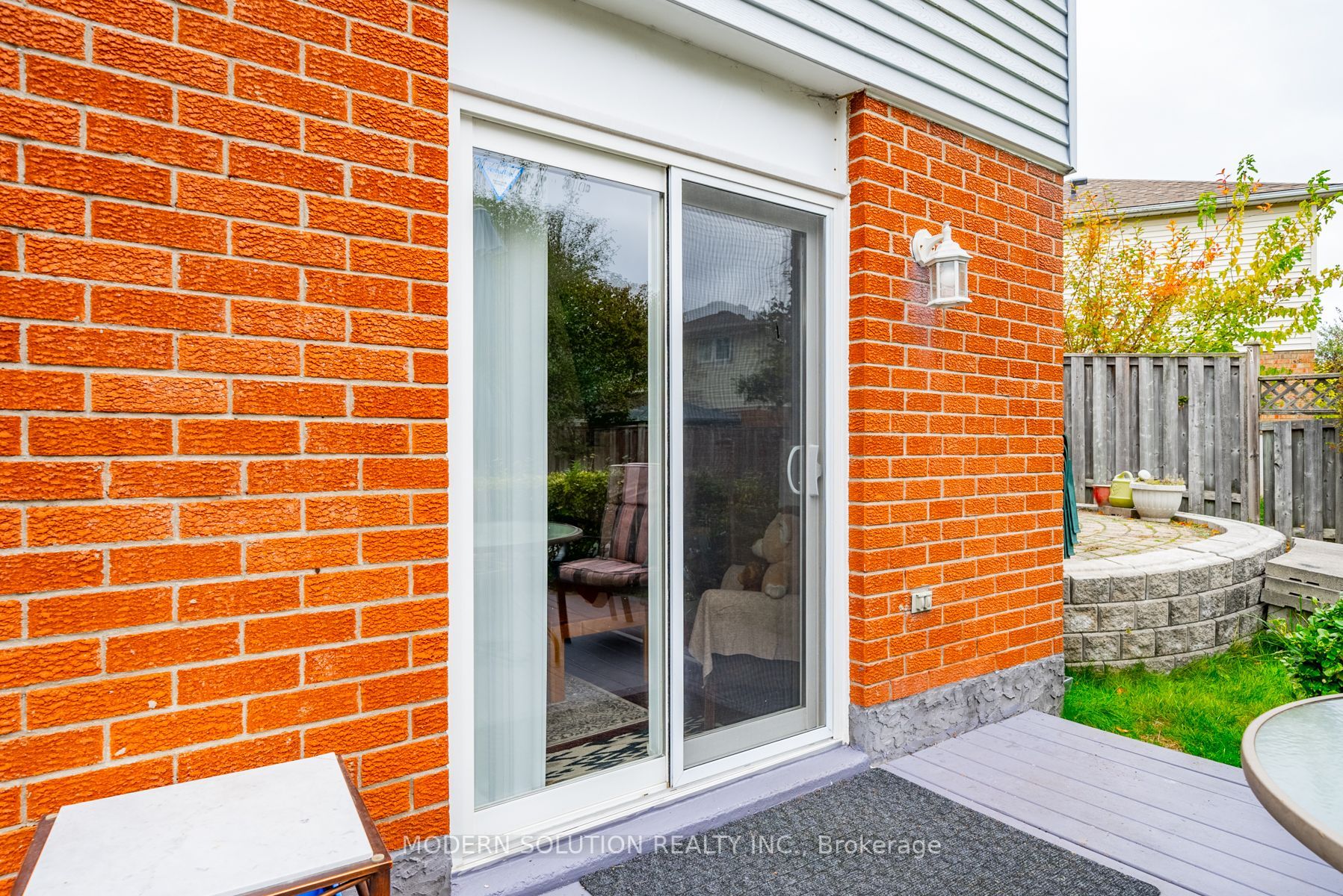 72 Homefield Sq