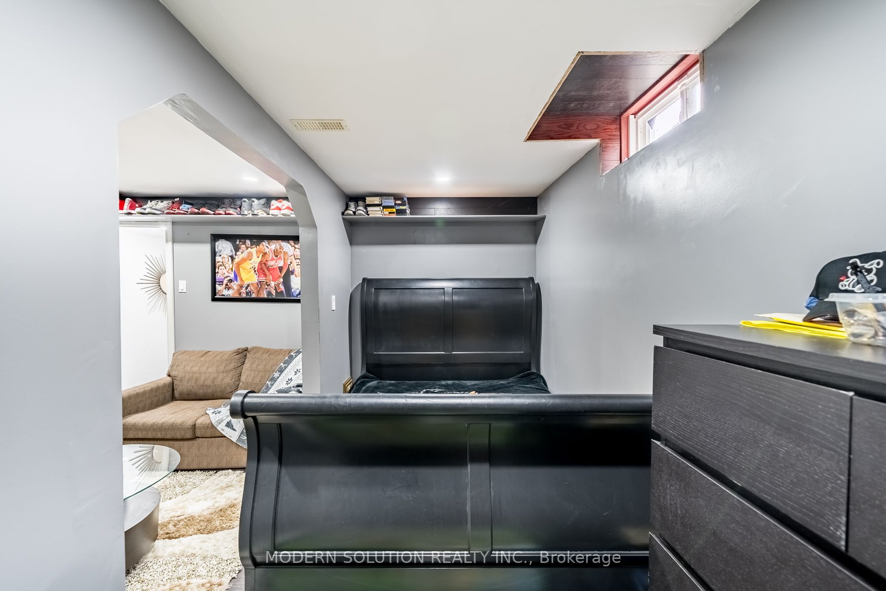 72 Homefield Sq