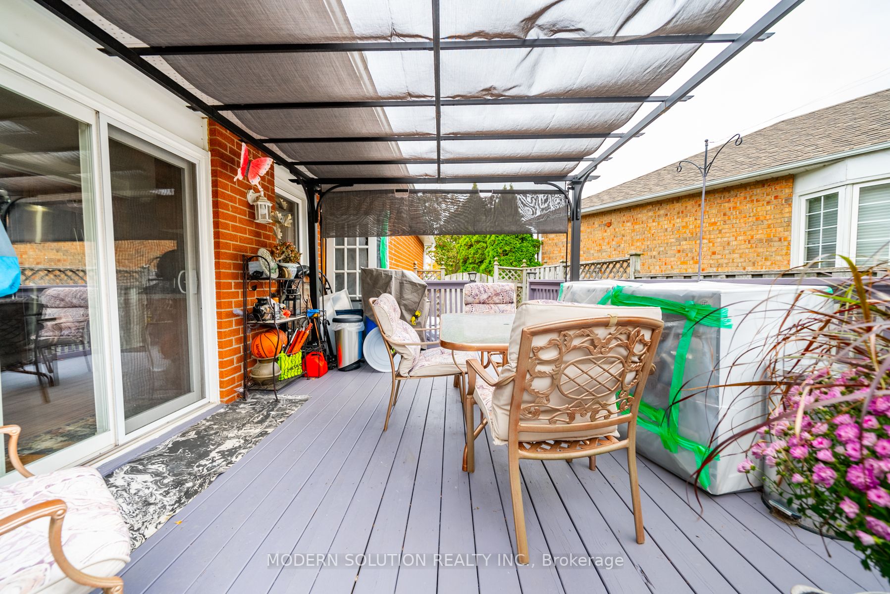 72 Homefield Sq