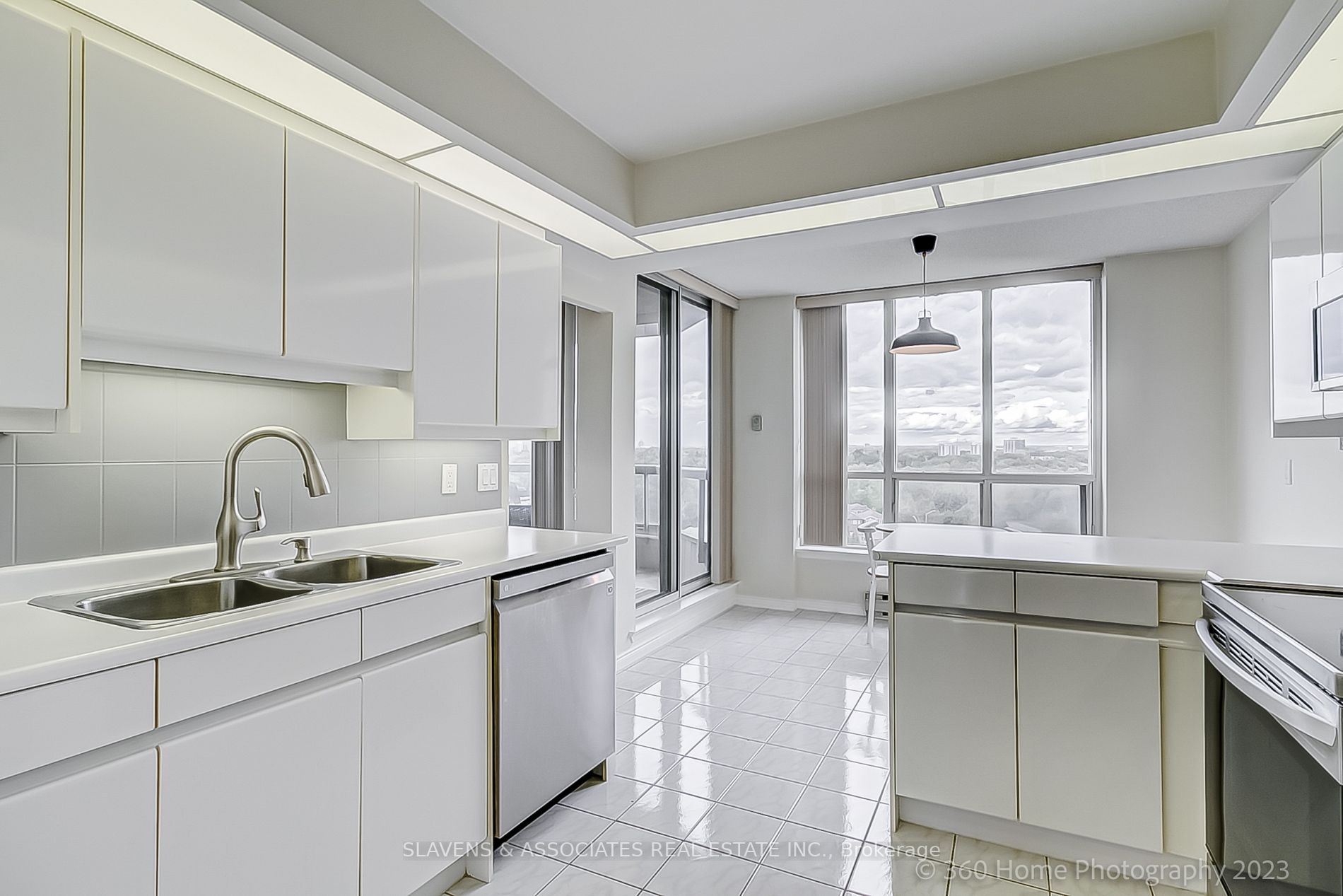 10 Guildwood Pkwy, #1019