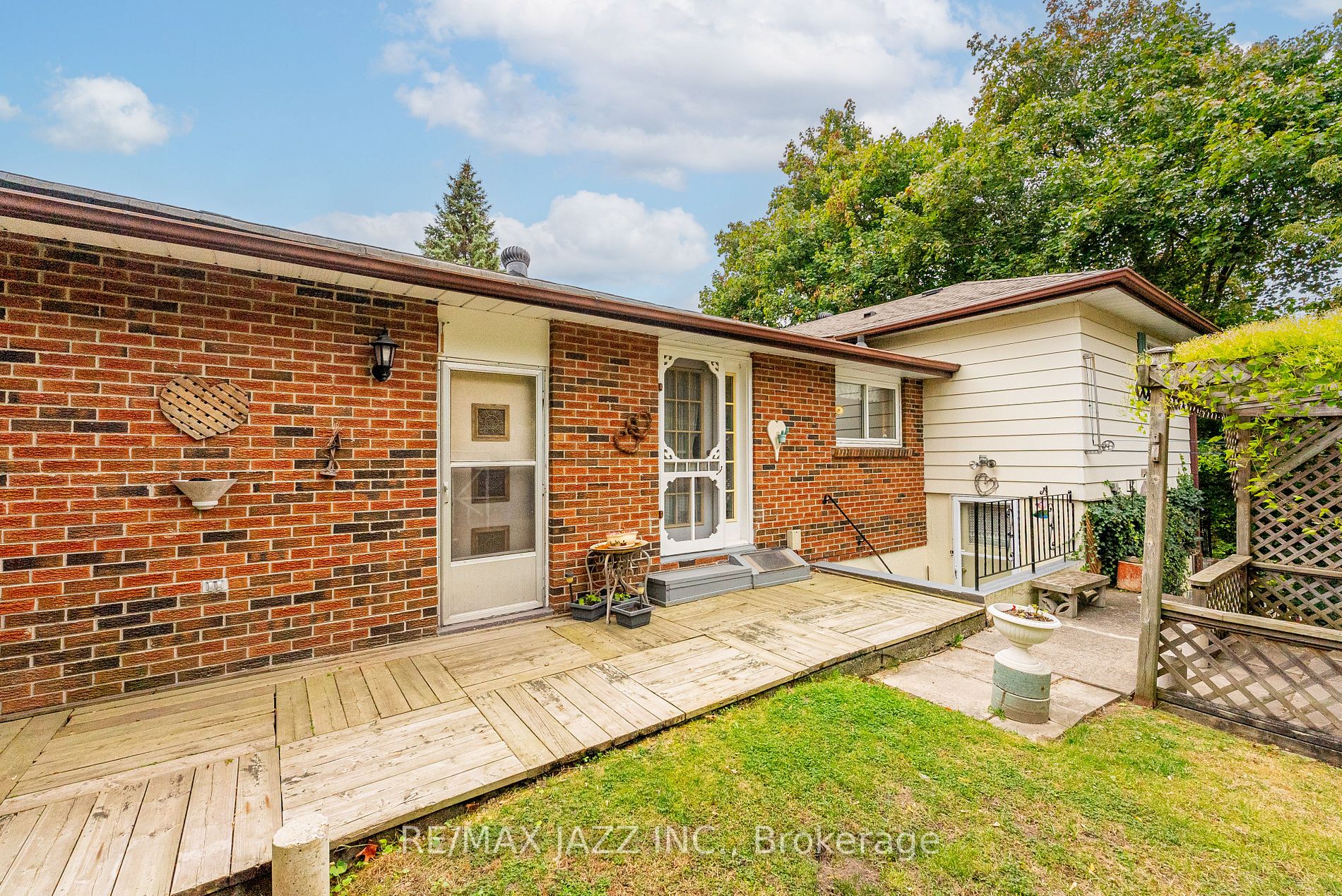 504 Oakwood Ave
