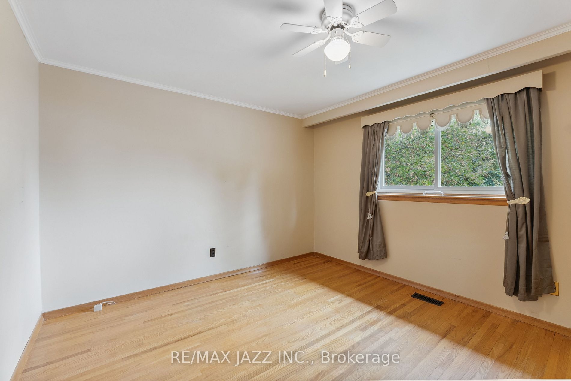 504 Oakwood Ave