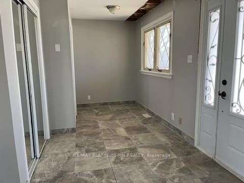 23 Heatherwood Rd
