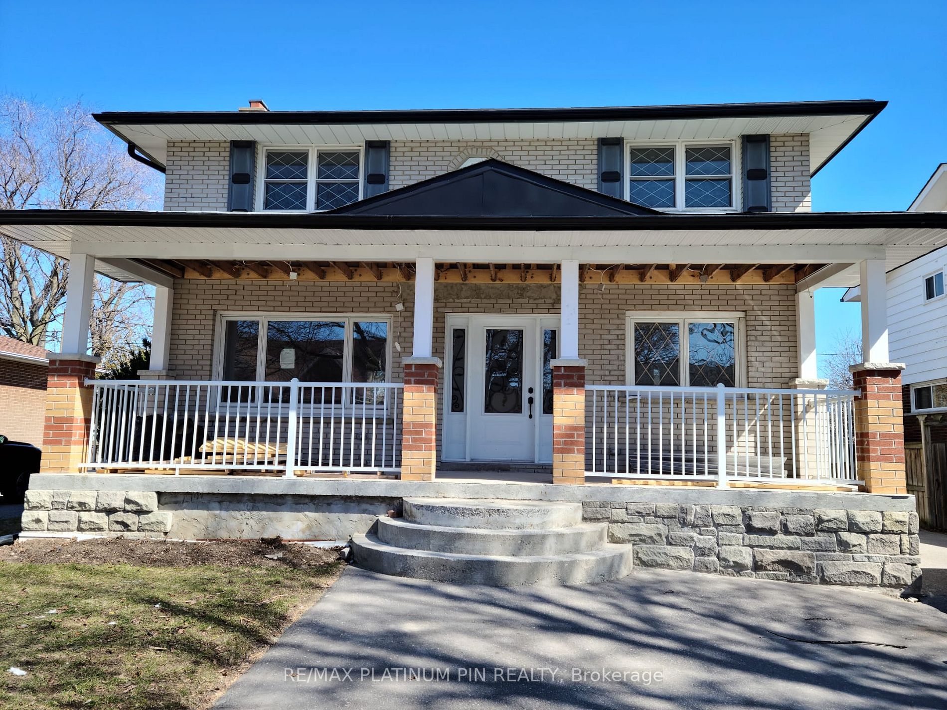 23 Heatherwood Rd