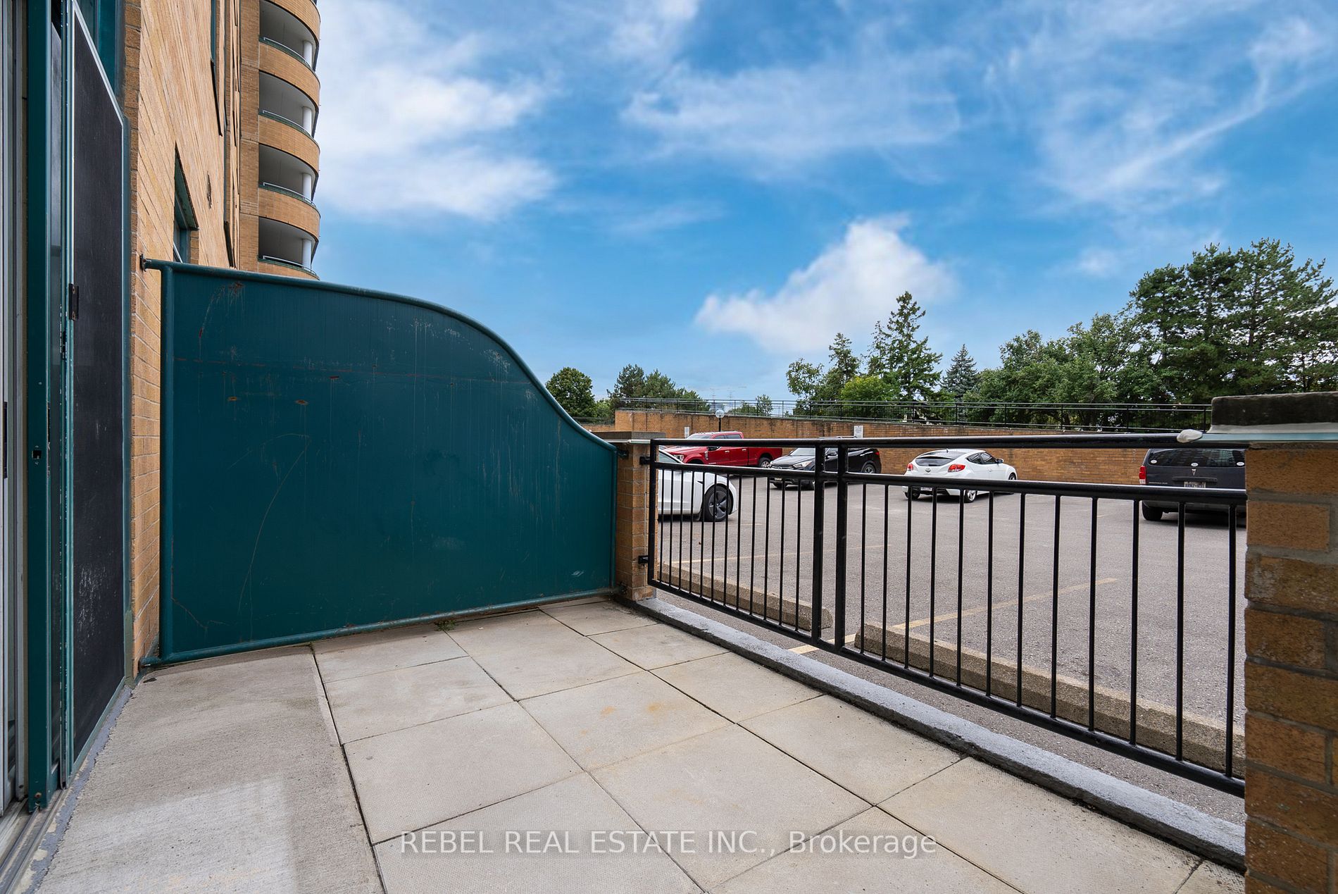 1665 Pickering Parkway, #106