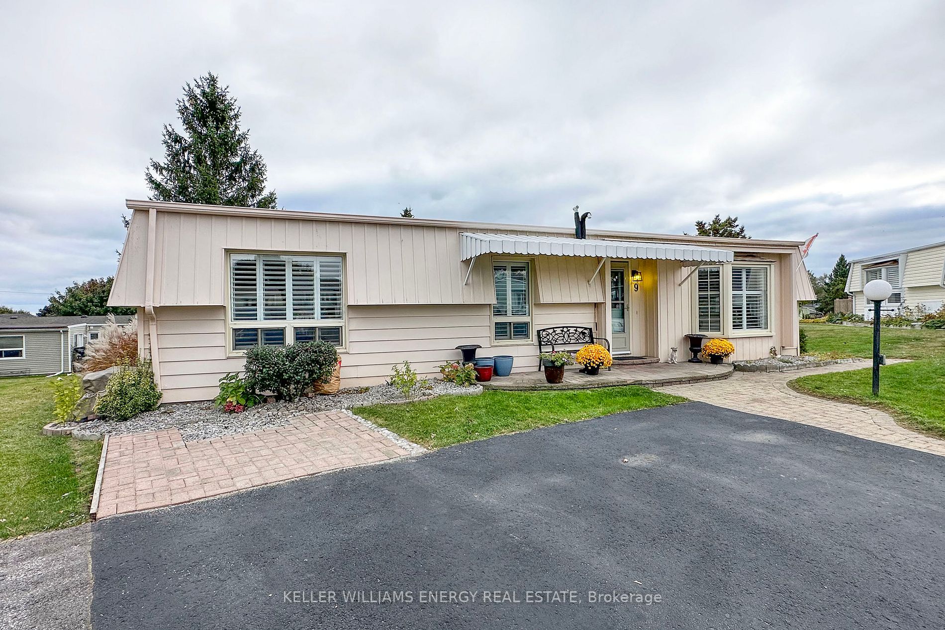 9 Cabot Crt