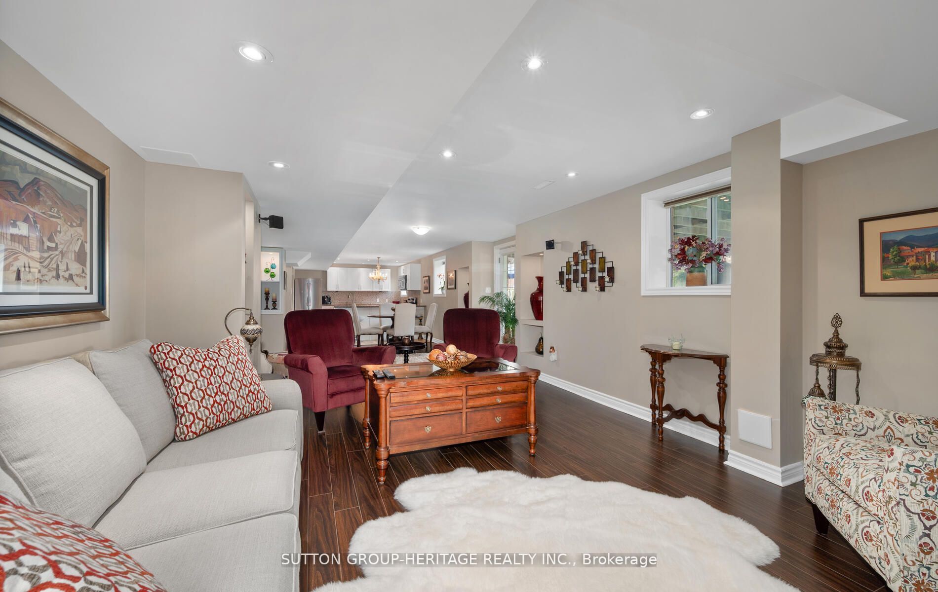 794 Audley Rd S