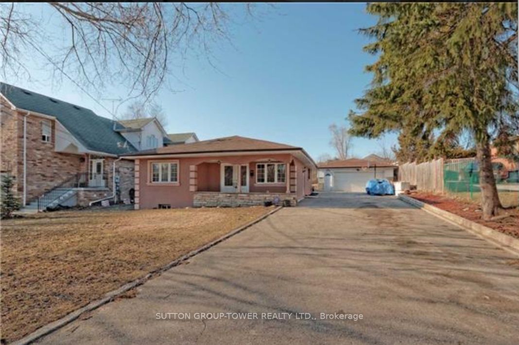 422 Sheppard Avenue, #Upper