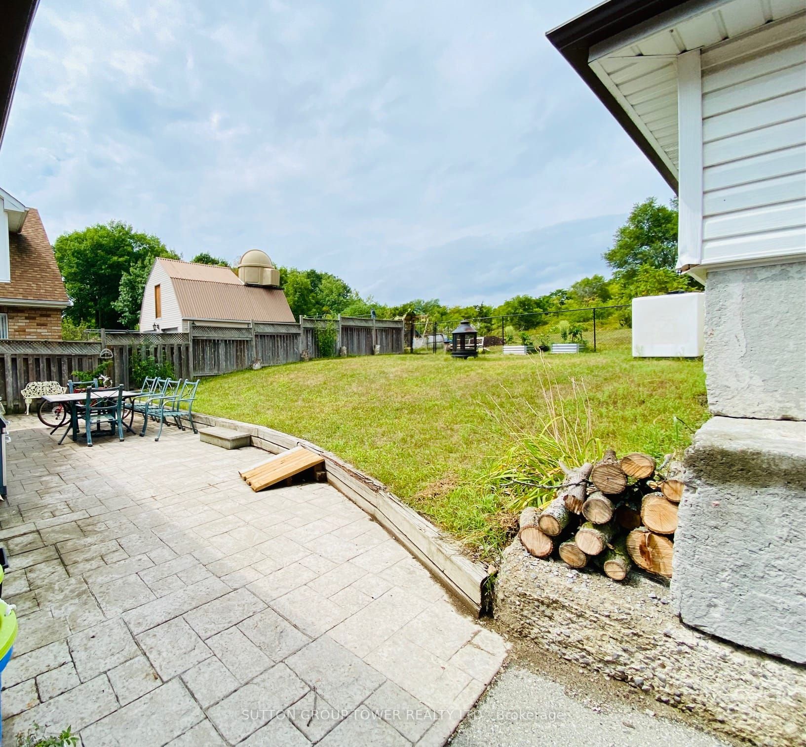 422 Sheppard Avenue, #Upper