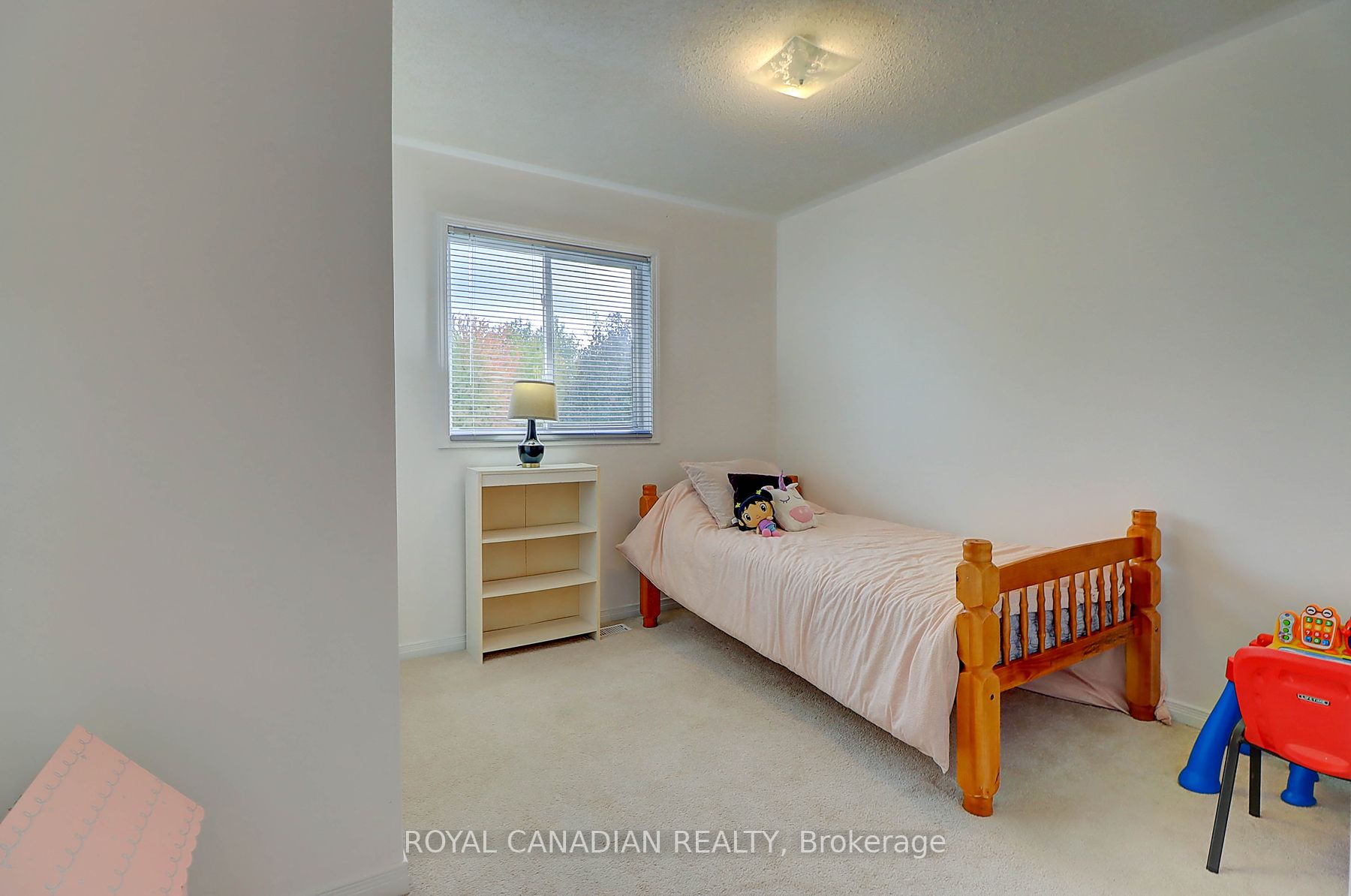 57 Richfield Sq