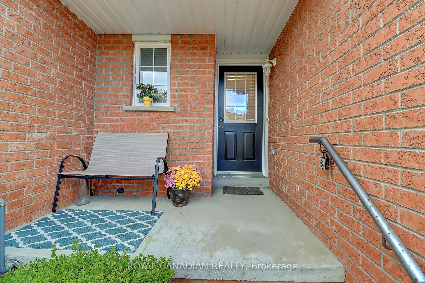 57 Richfield Sq