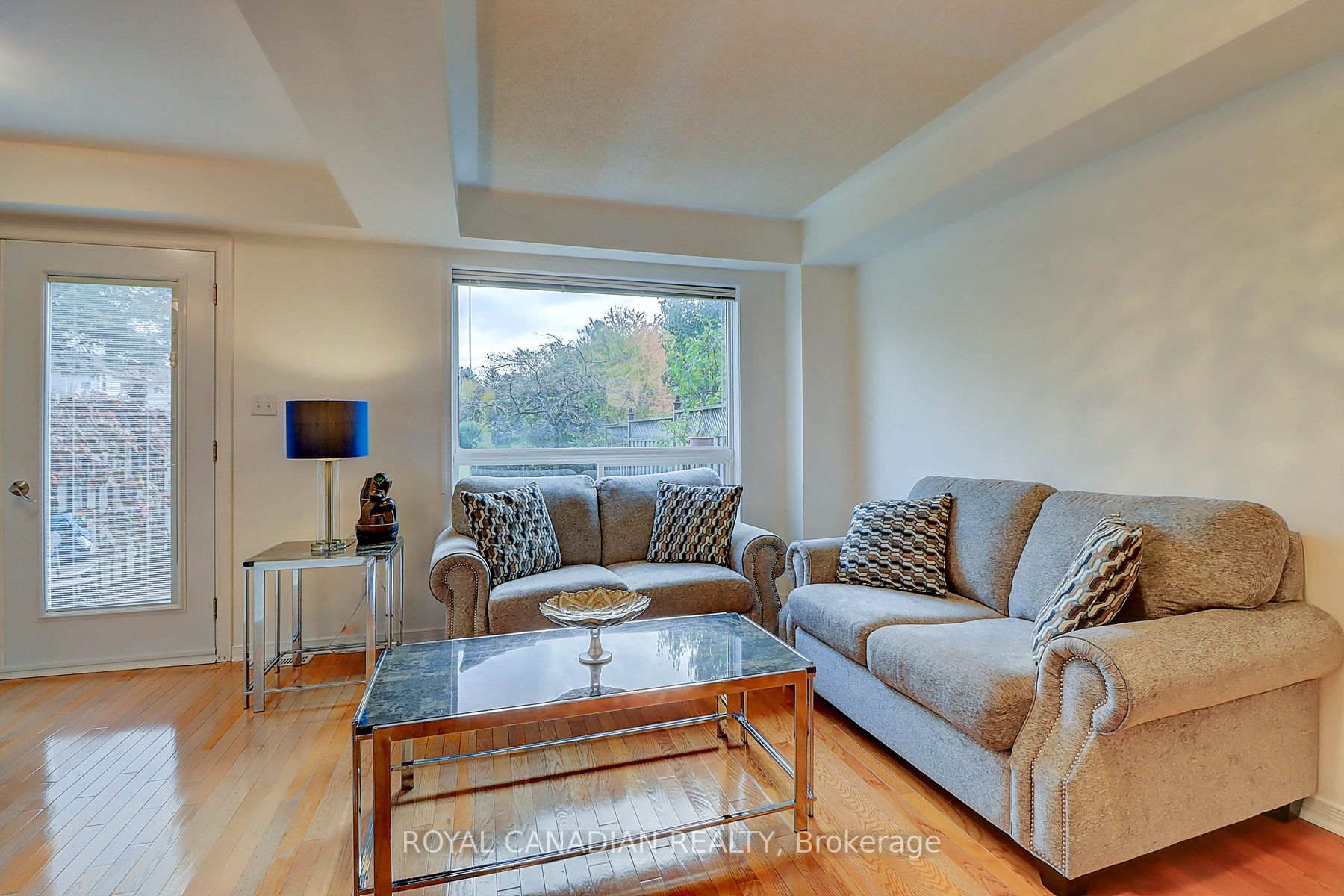 57 Richfield Sq