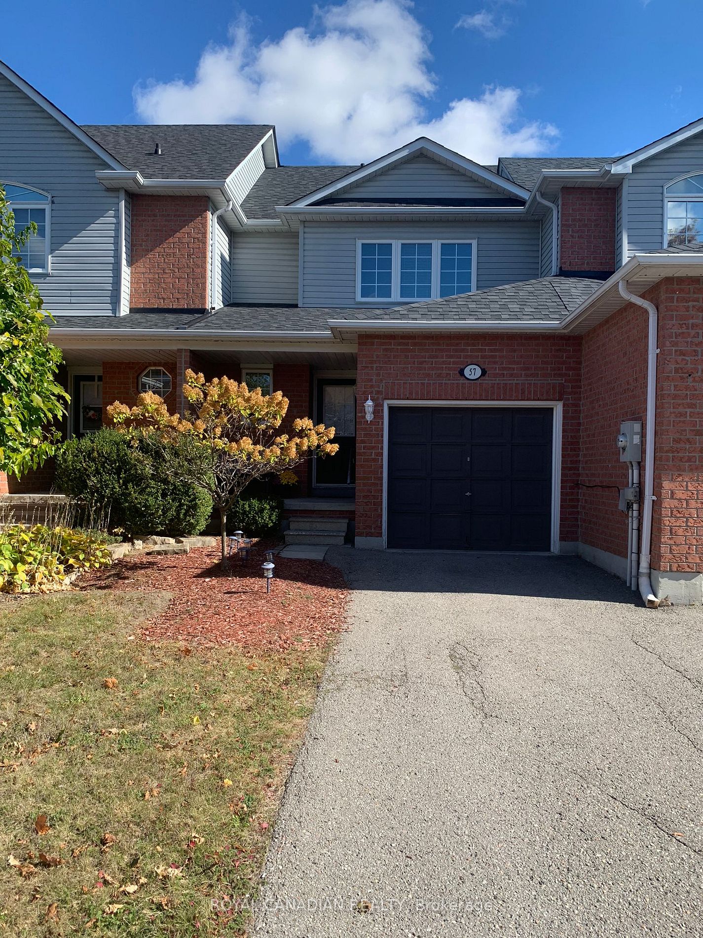 57 Richfield Sq