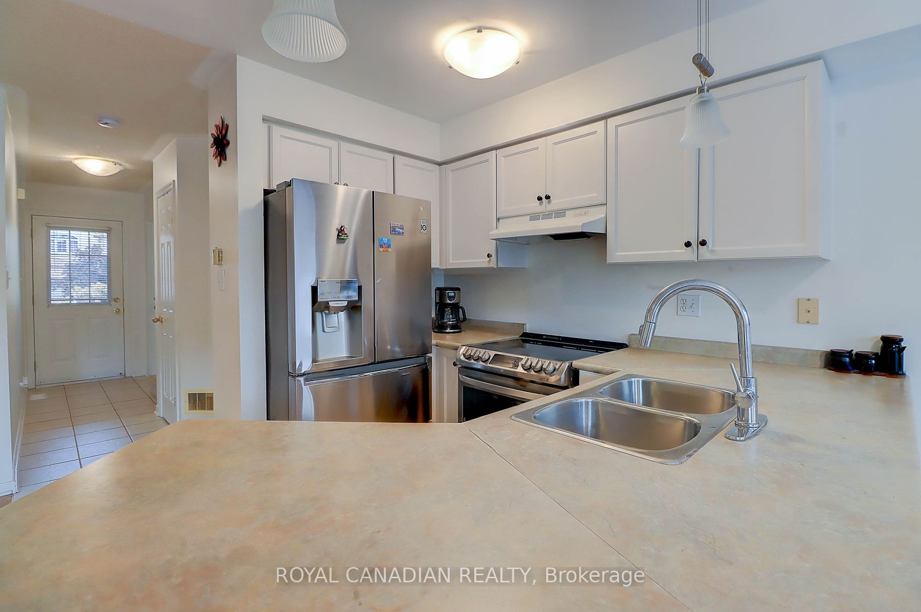 57 Richfield Sq