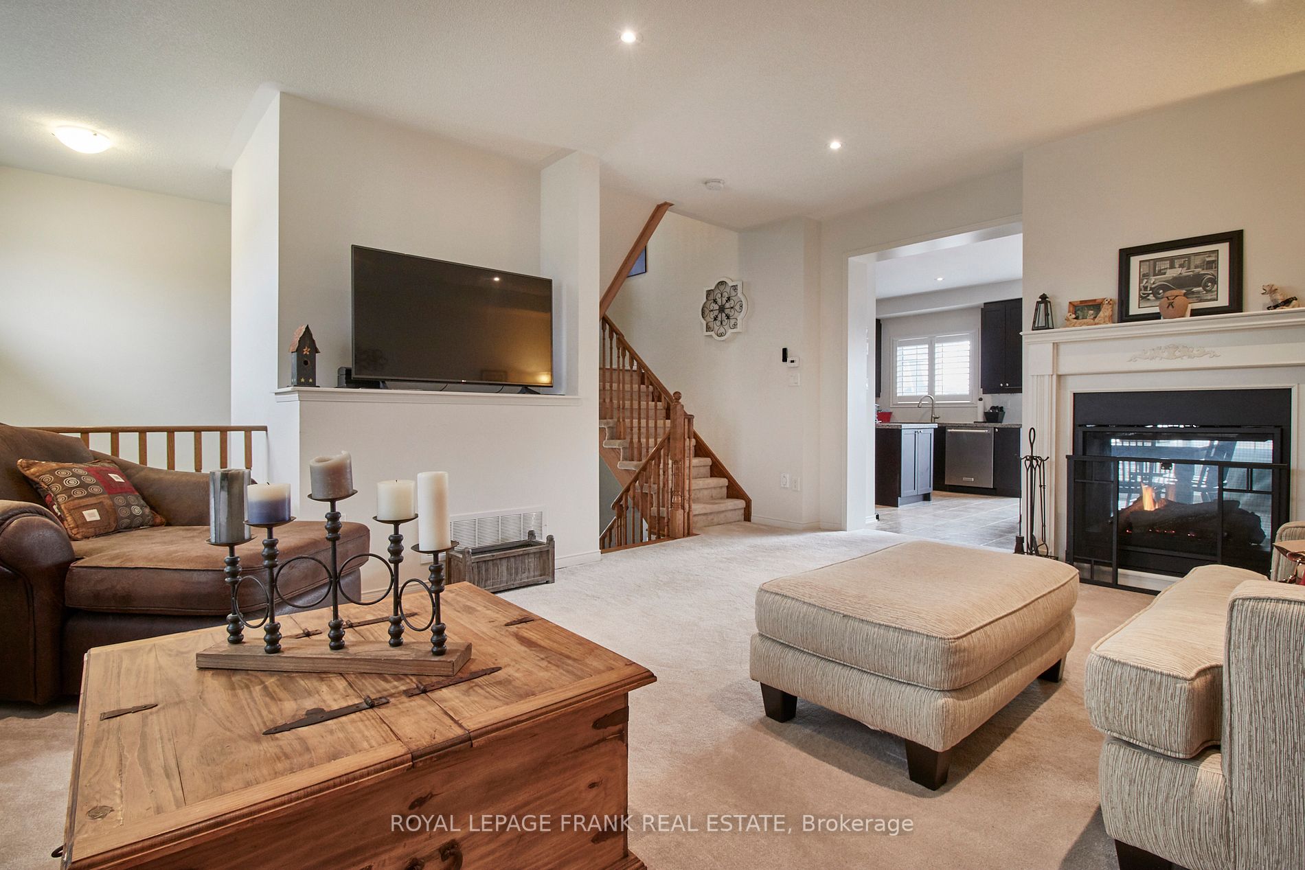6 Aller Park Way