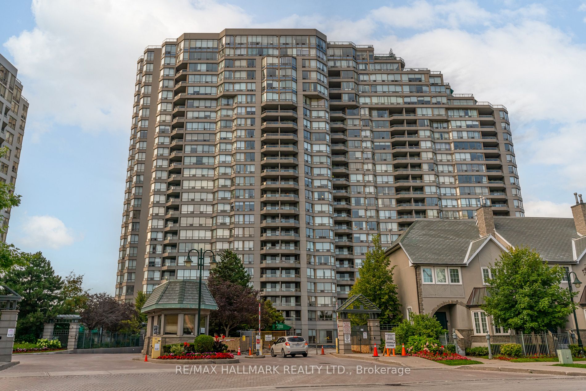 168 Bonis Ave, #1507