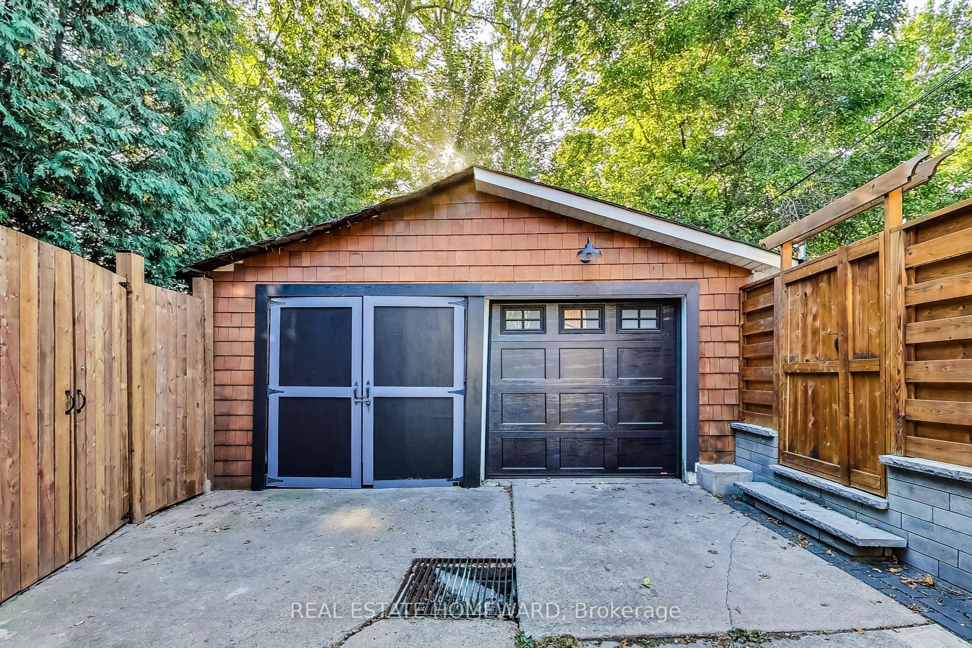 162 Ashdale Ave