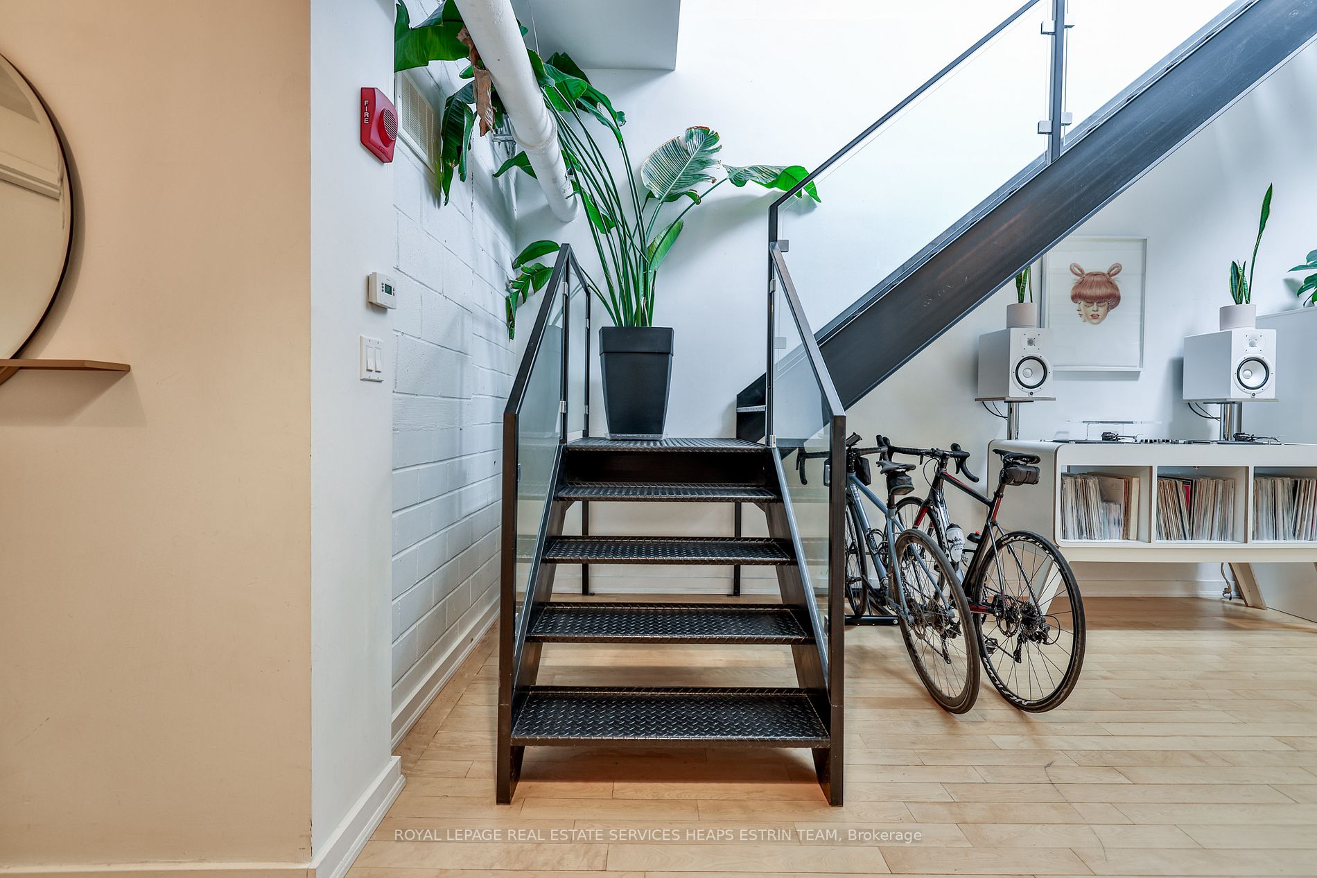1173 Dundas St E, #237