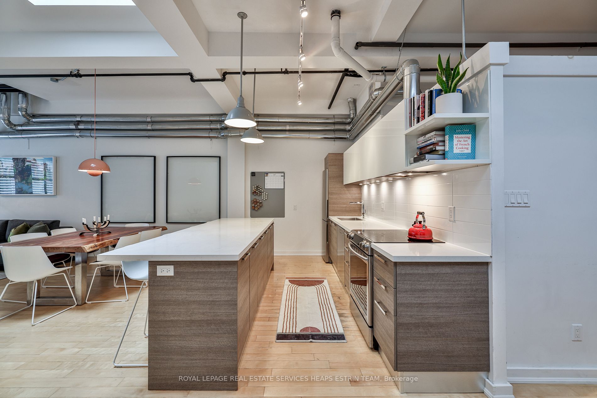 1173 Dundas St E, #237