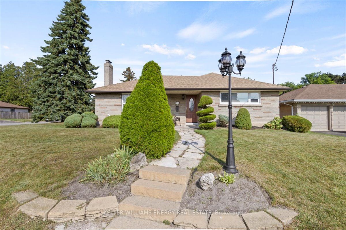 83 Harris Avenue