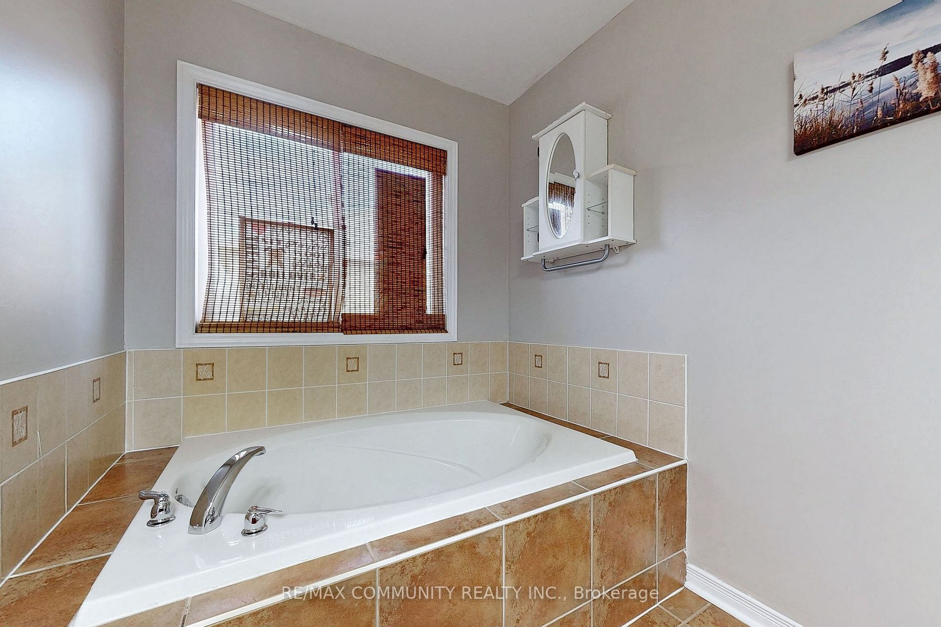 27 Sivyer Crescent