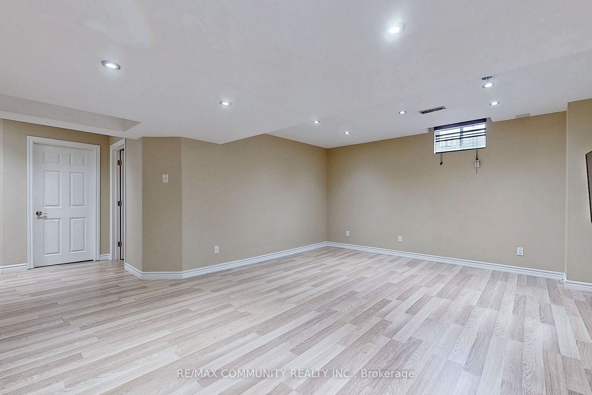 27 Sivyer Crescent