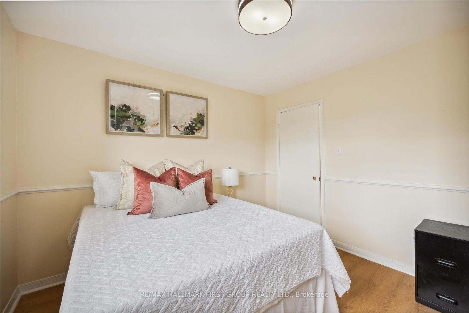 610 Creekview Circ
