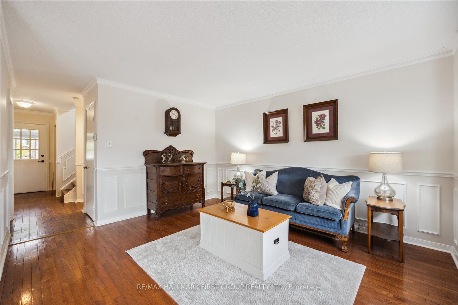 610 Creekview Circ