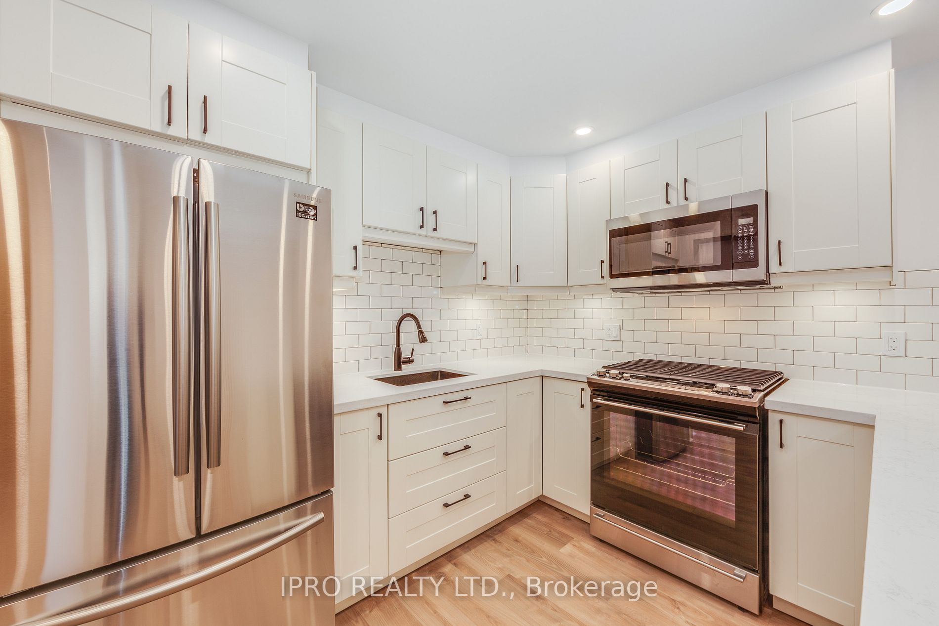 327 Kenilworth Ave