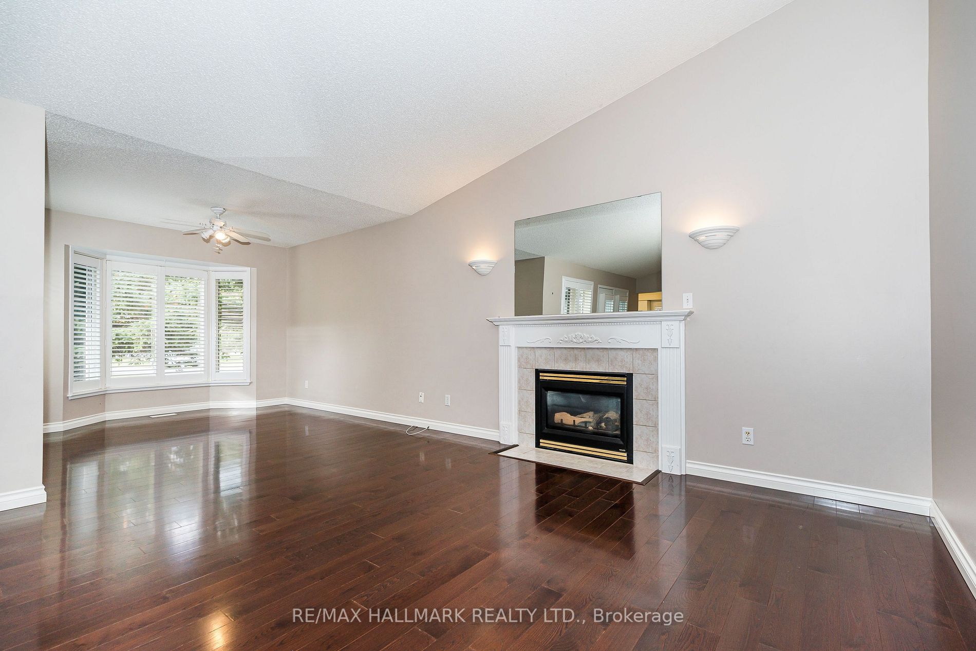 15 Algonquin Tr