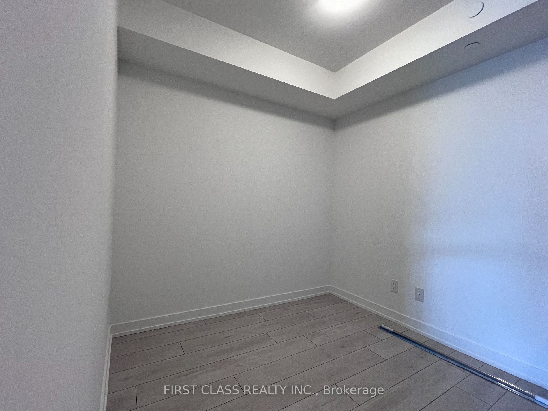2031 Kennedy Rd, #1217