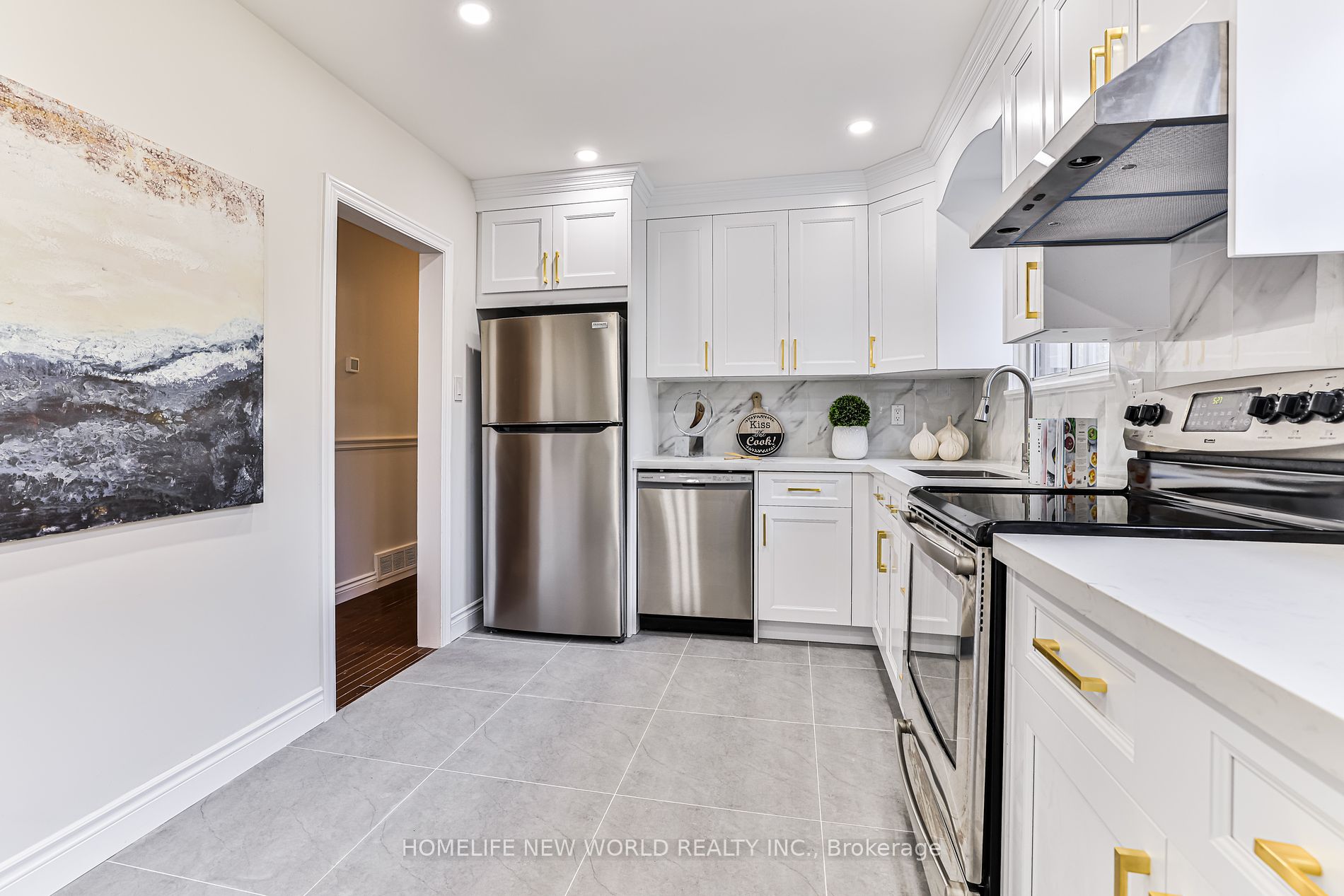 67 Georgina Dr