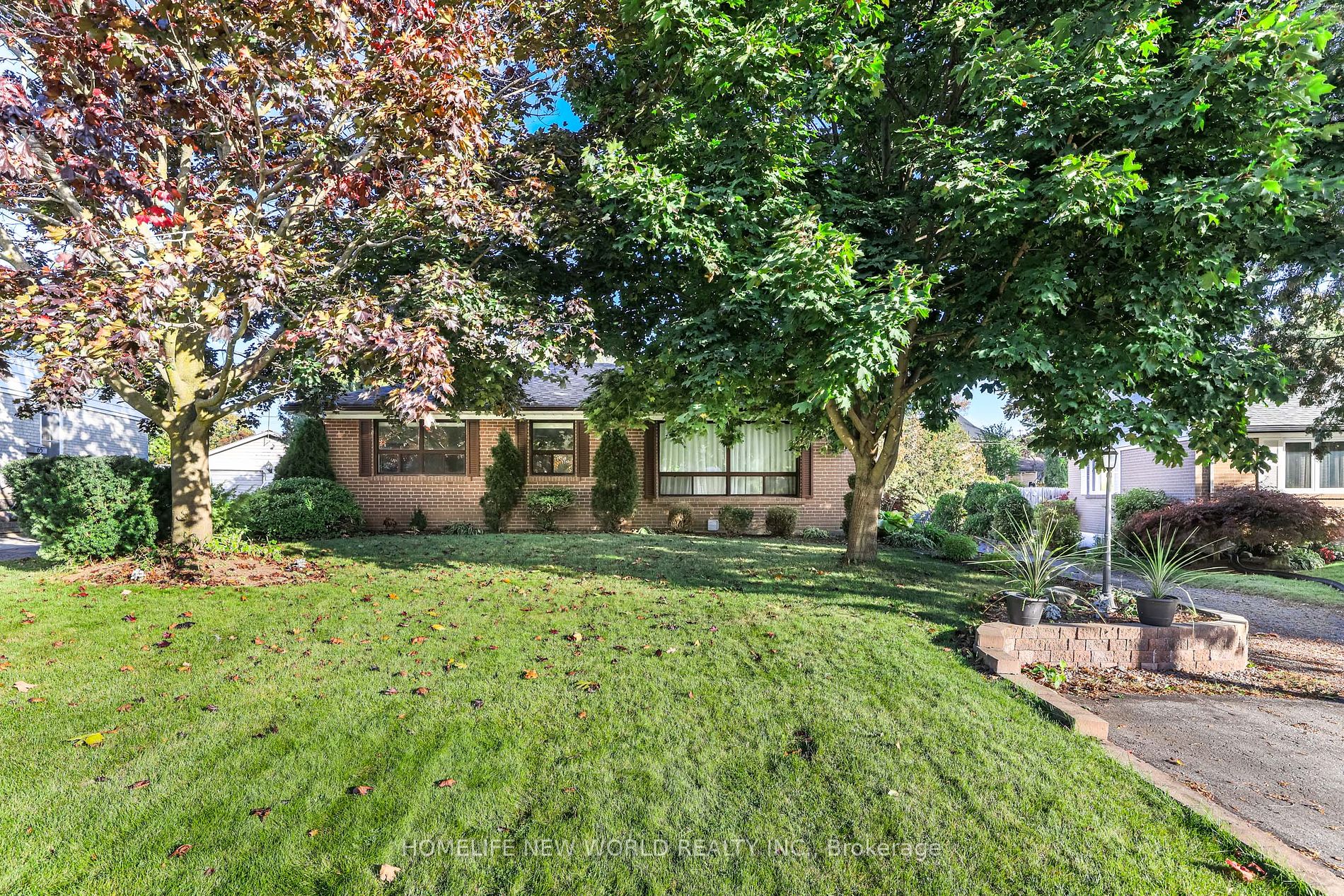 67 Georgina Dr