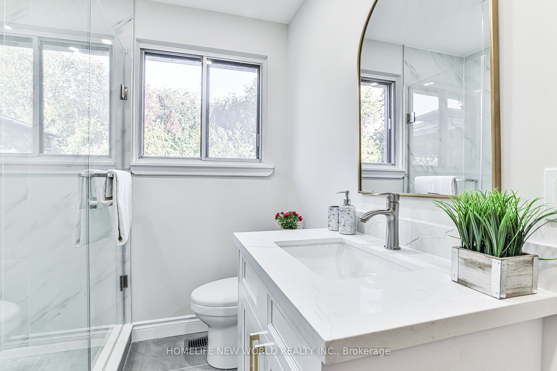 67 Georgina Dr